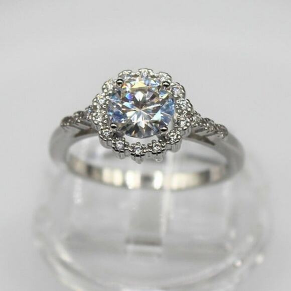 1 Ct Round Cut Moissanite Wedding Ring Halo-Style Flower Cubic Zirconia Silver 8 - Picture 3 of 13